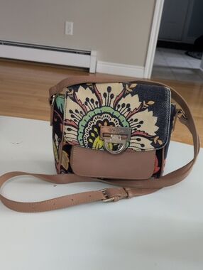 SPARTINA 449 Crossbody Bag Purse Adjustable Strap Natural Linen